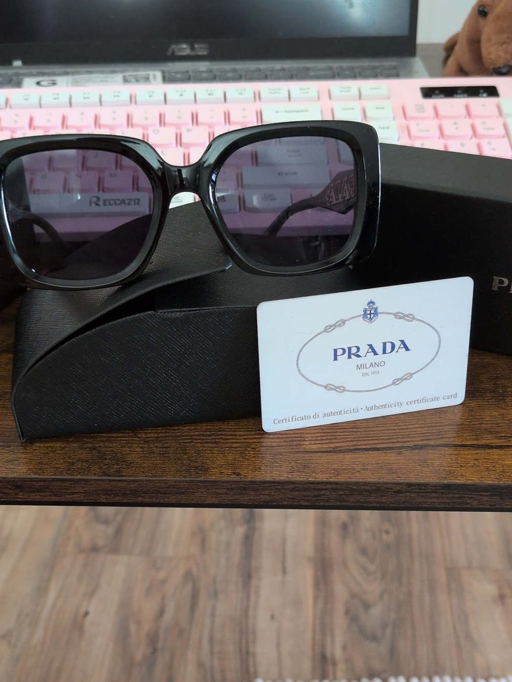 Prada Women’s Black Square Sunglasses with Dark Lenses New No Call Outs